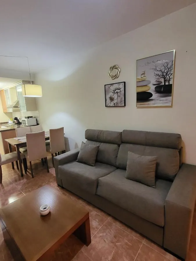 Bajo Calido Con Patio Y Piscina Privada! Lejlighed Vera 0*,  Spanien