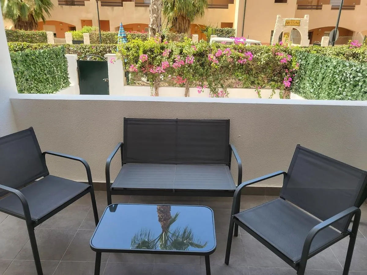 Bajo Calido Con Patio Y Piscina Privada! Lejlighed Vera 0*,  Spanien