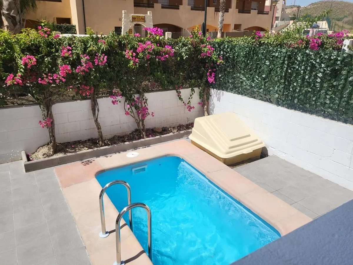 Bajo Calido Con Patio Y Piscina Privada! Lejlighed Vera